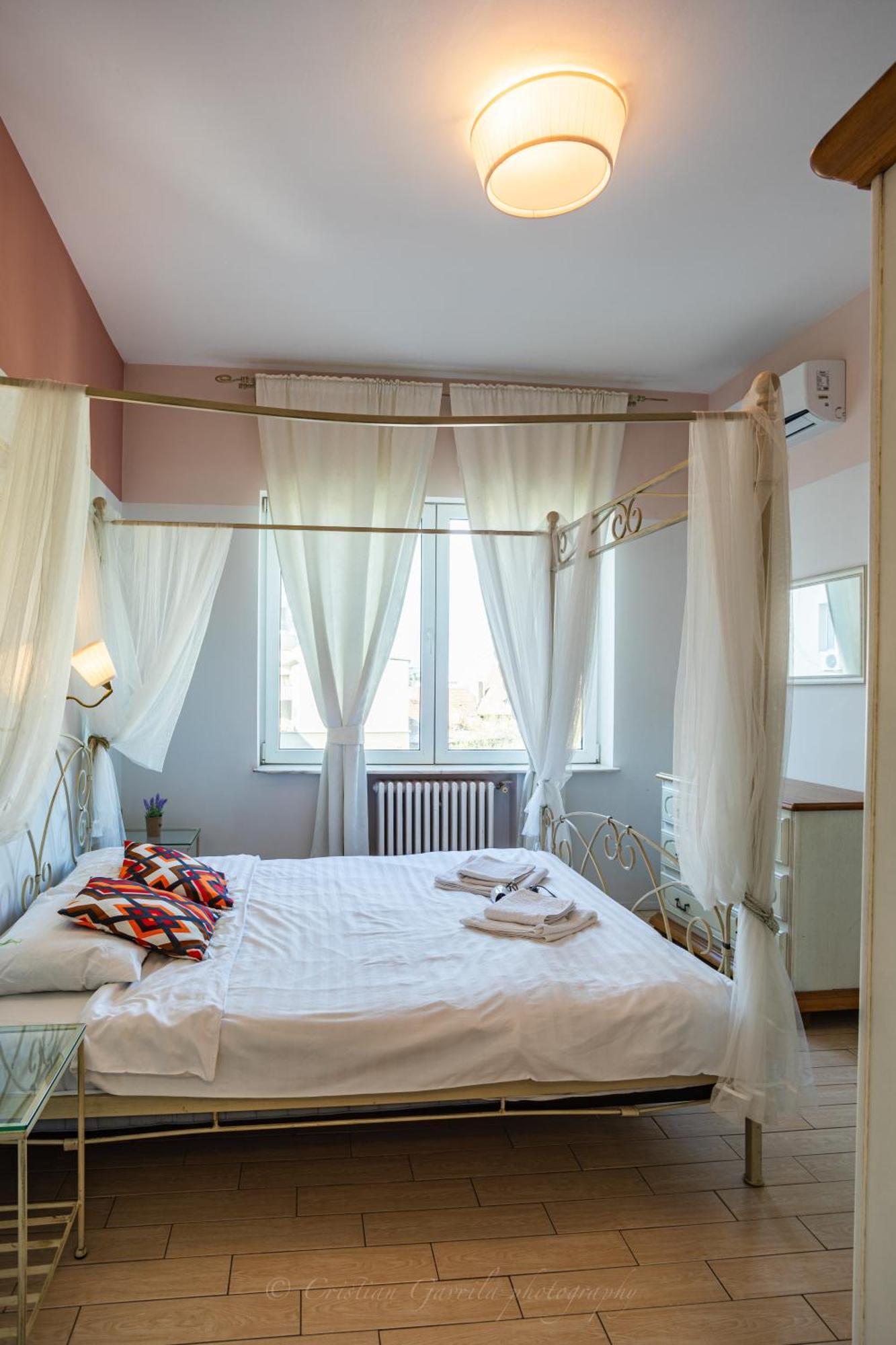 University Apartment Бухарест Екстер'єр фото